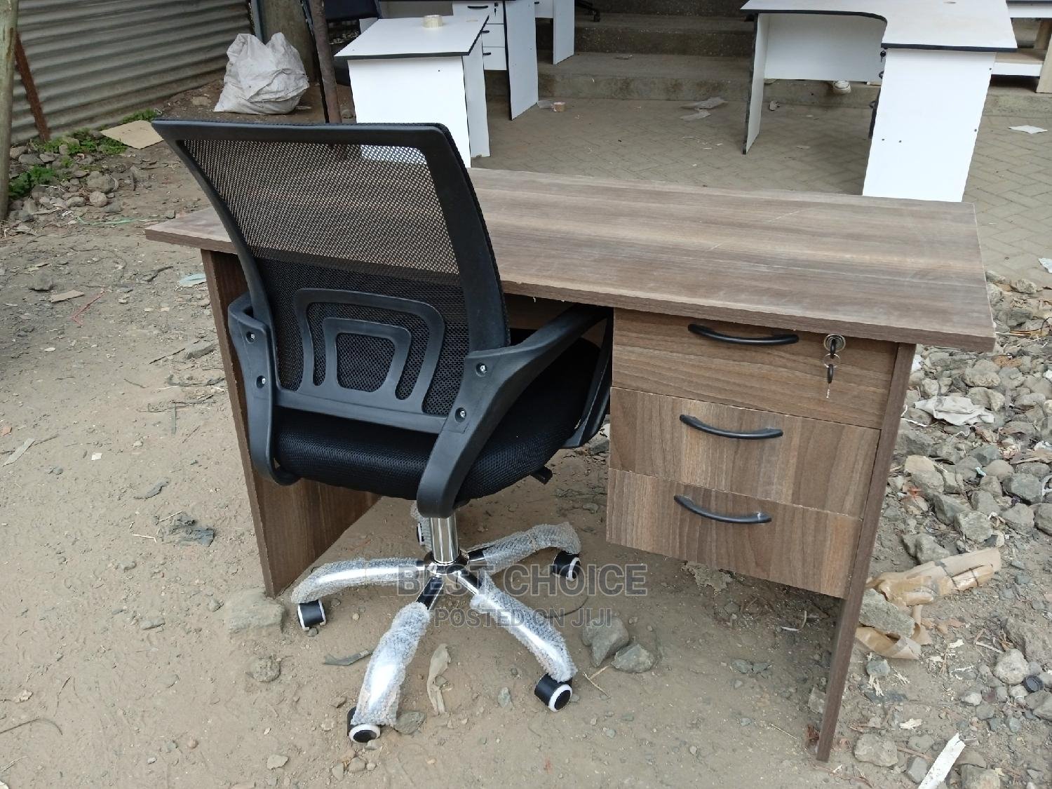 Modern Office Desk With Mobile Drawer Cabinet & Mesh Executive Chair
